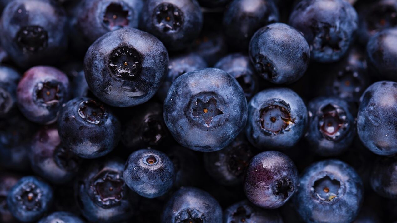 Blueberries are useful for improving erections in men